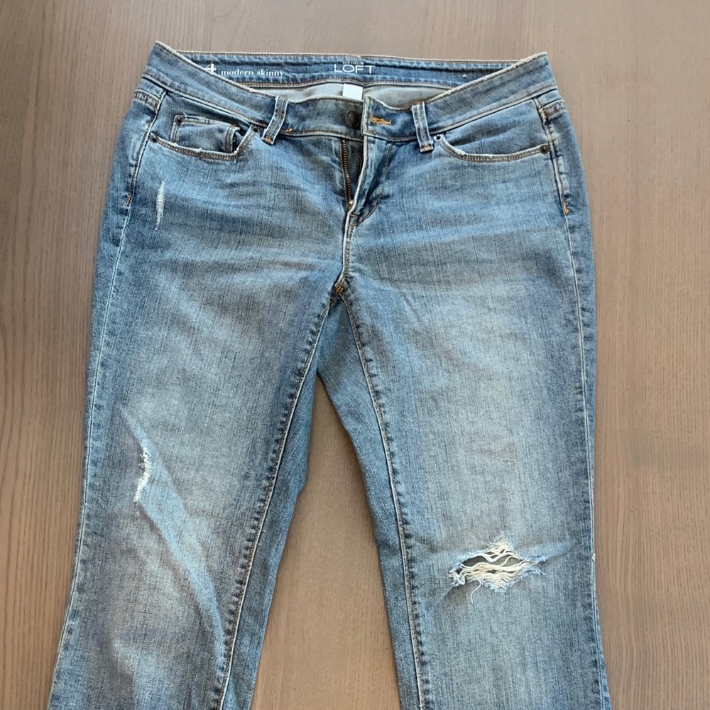 LOFT modern skinny light-wash jeans